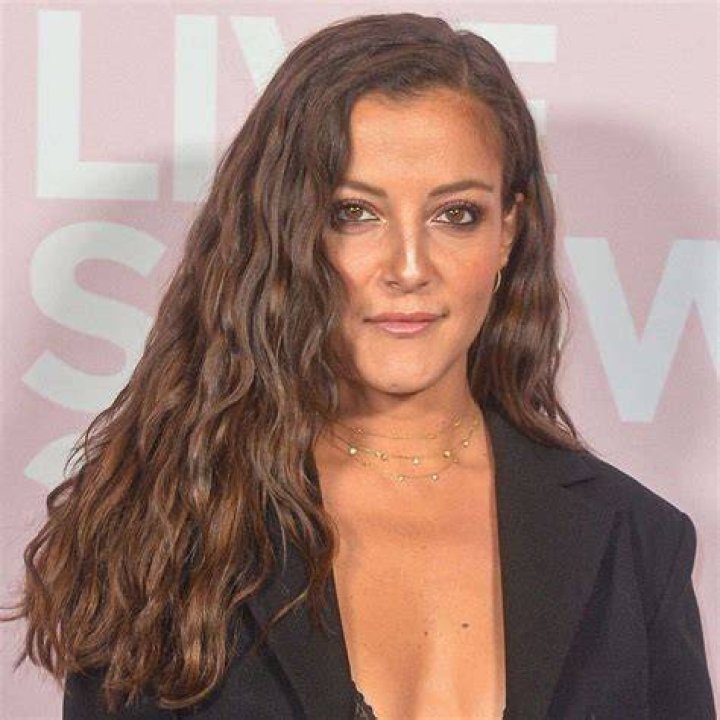Camille Lellouche Taille Camille Lellouche Taille