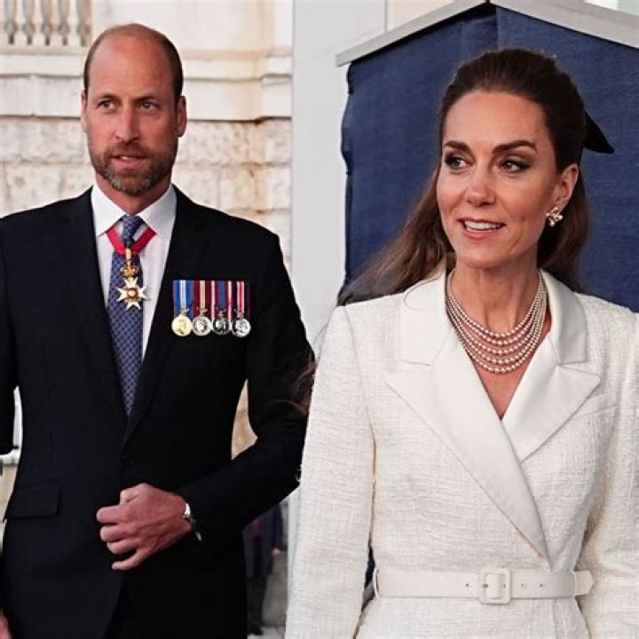 Kate Middleton Planning A C-Section - Too Posh To Push? 0524